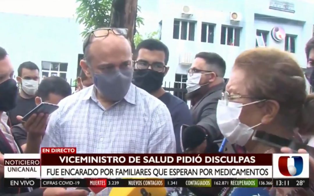 Entre lágrimas, viceministro de Salud pidió disculpas a familiares de pacientes