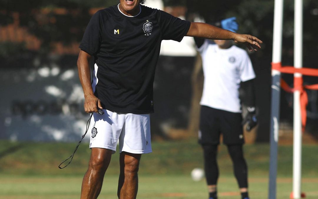 Tras malos resultados, Gorosito dejaría la dirección técnica del Olimpia