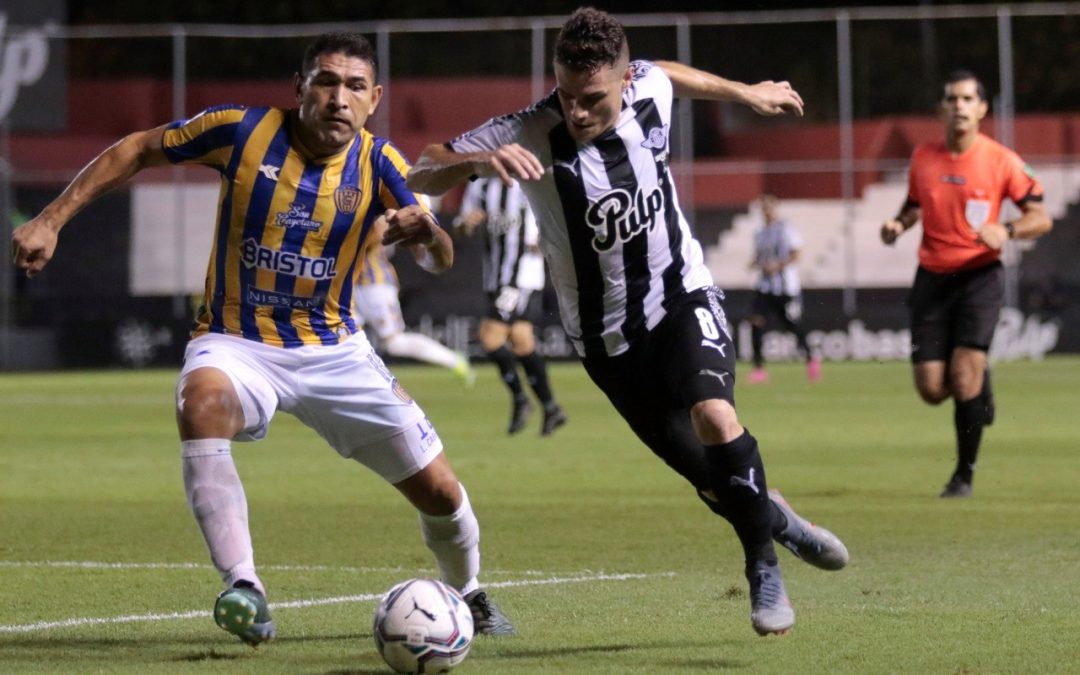 Libertad: único líder del Torneo Apertura