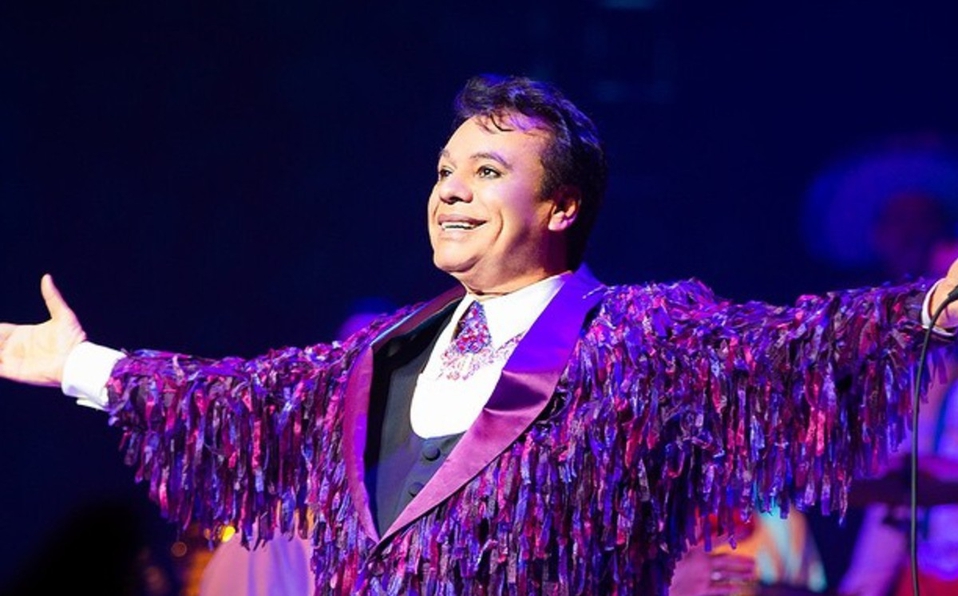 Juan Gabriel tendrá su propia película y una serie bibliográfica