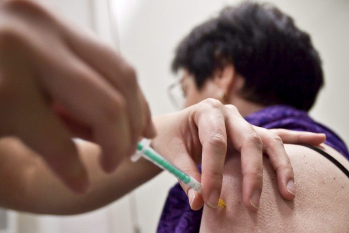 1.600.000 vacunas contra la influenza llegarán en la quincena de abril