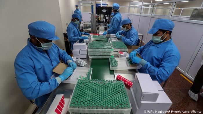 Covid-19: India suspende exportación de vacunas por repunte de contagios