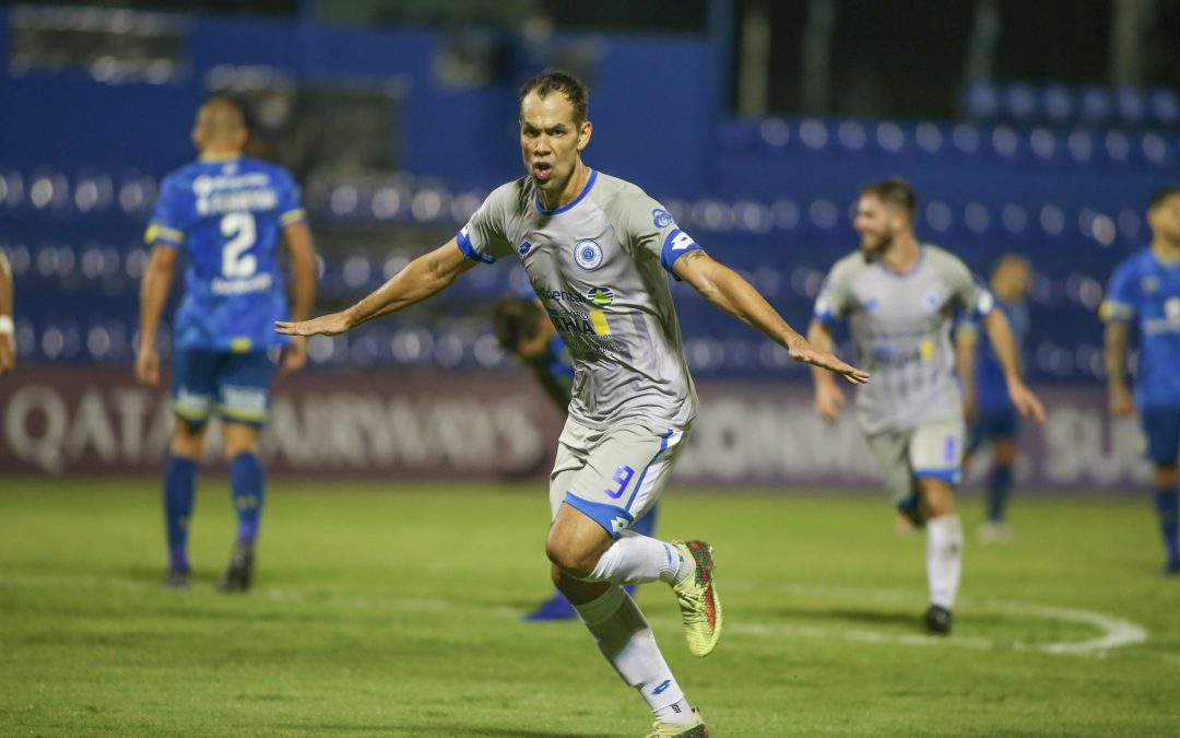 Sudamericana: el 12 se hace fuerte de local y consigue importante ventaja