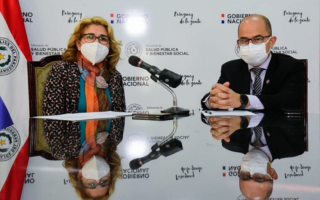 Salud: 3.500 adultos mayores fueron inmunizados en 40 centros de vacunación