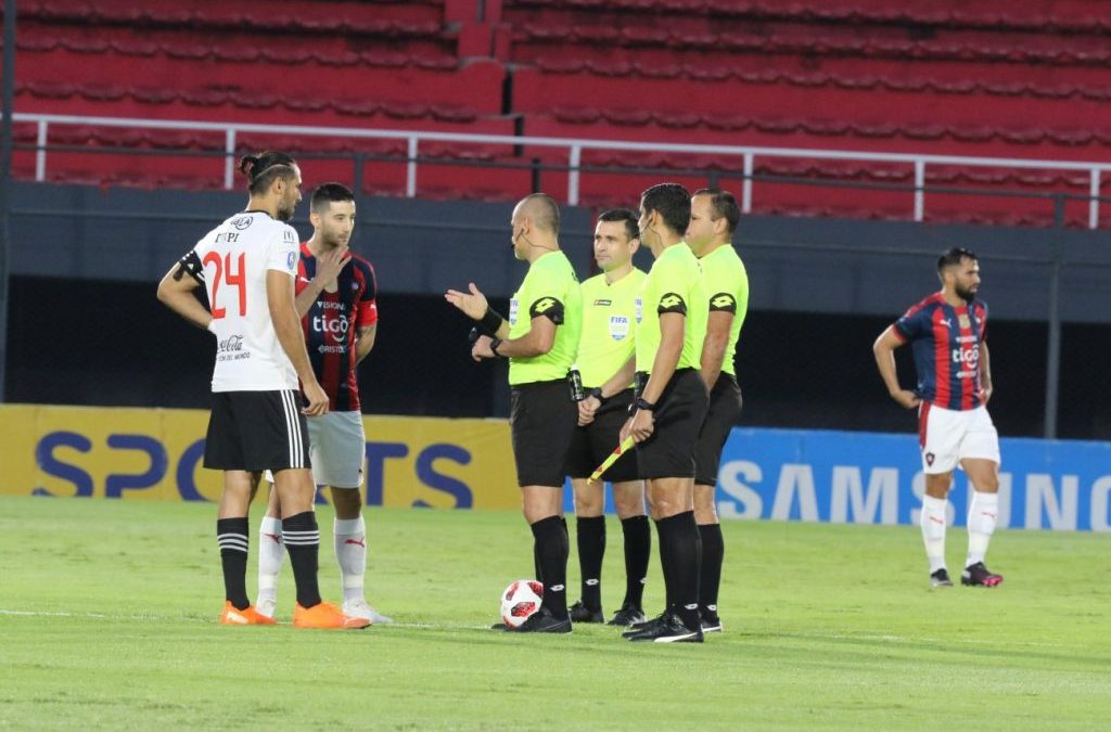 Éber Aquino: “Sabemos la responsabilidad que conlleva dirigir un clásico”