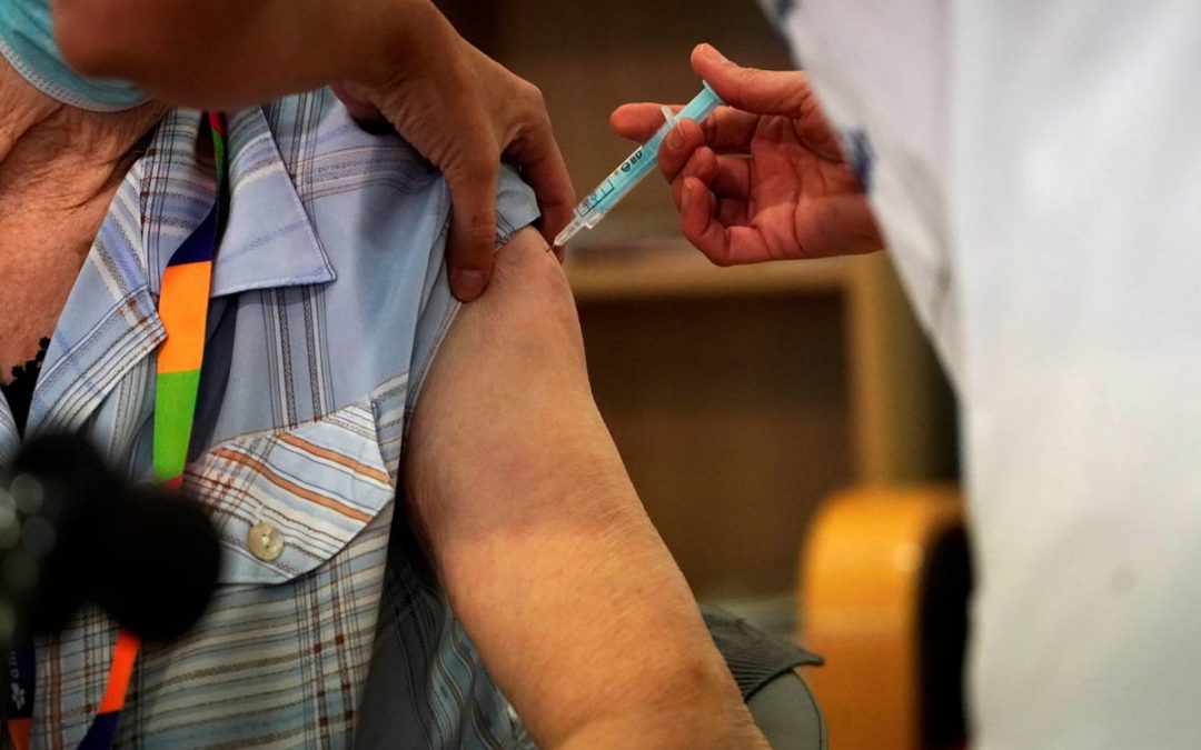Nuevo récord en España: administran más de medio millón de dosis en un día