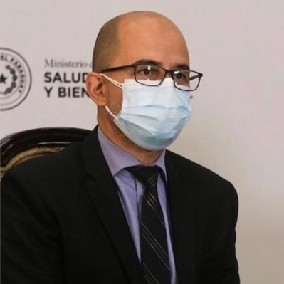 Castro: “Tenemos documentos que certifican que la senadora Gusinky fue vacunada”