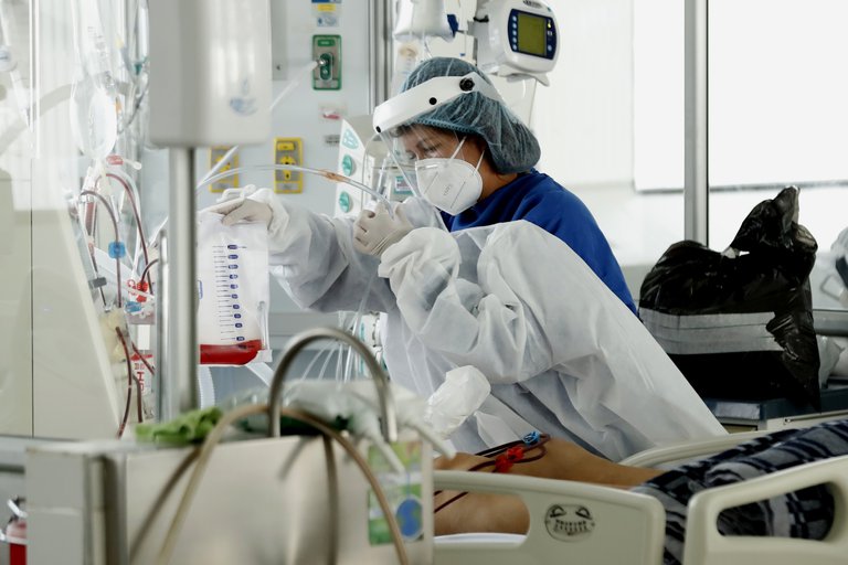 OPS en alerta: hospitales de América Latina están “peligrosamente llenos”, advierten