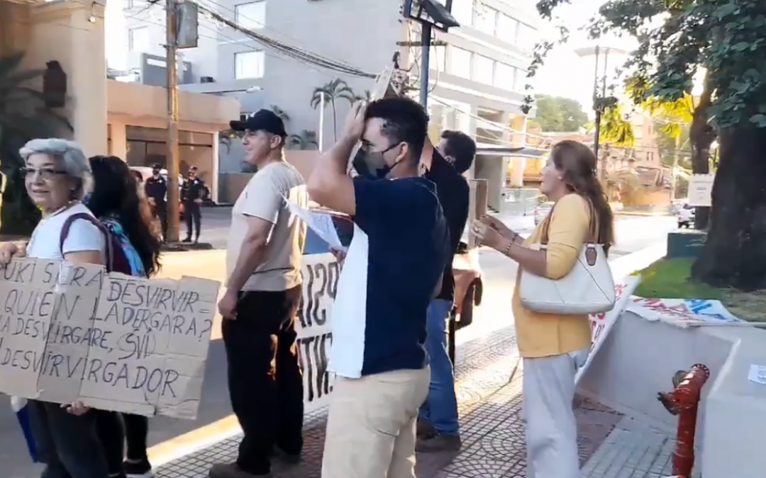 Lilian Samaniego fue escrachada en su boda por ciudadanos autoconvocados
