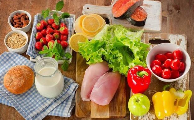 Salud recomienda aumentar defensas durante y después del Covid-19, con buena alimentación