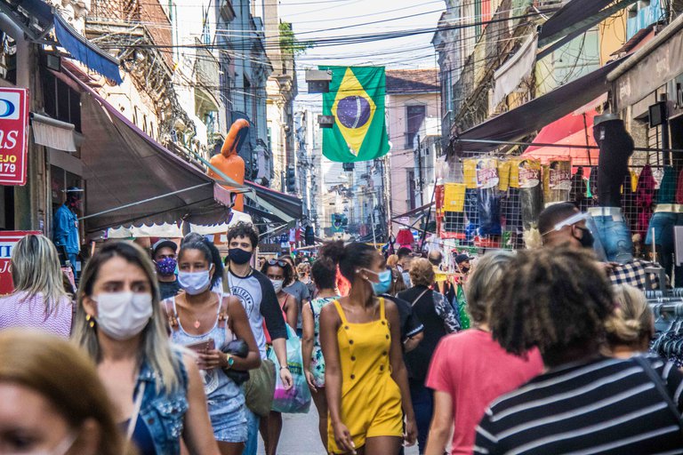 Brasil prohíbe ingreso de extranjeros y pone en duda la Copa América