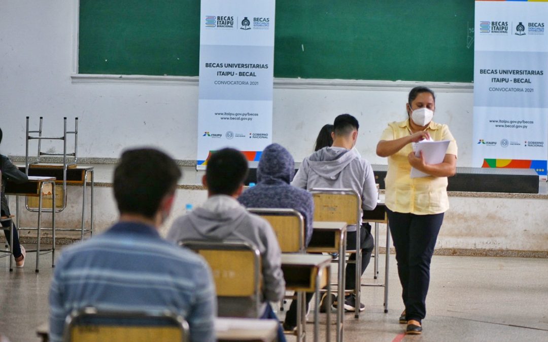Becas Itaipú-Becal: de 4.300 postulantes, solo el 38% aprobó el examen