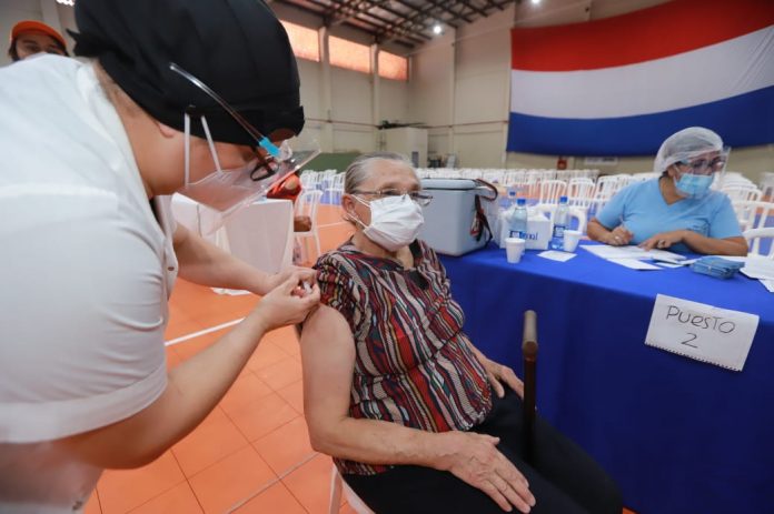Sepa el procedimiento de aplicación de vacunas Covid-19 e influenza