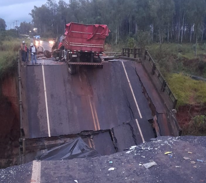 Puente desmoronado fue reparado “parcialmente”, según el MOPC