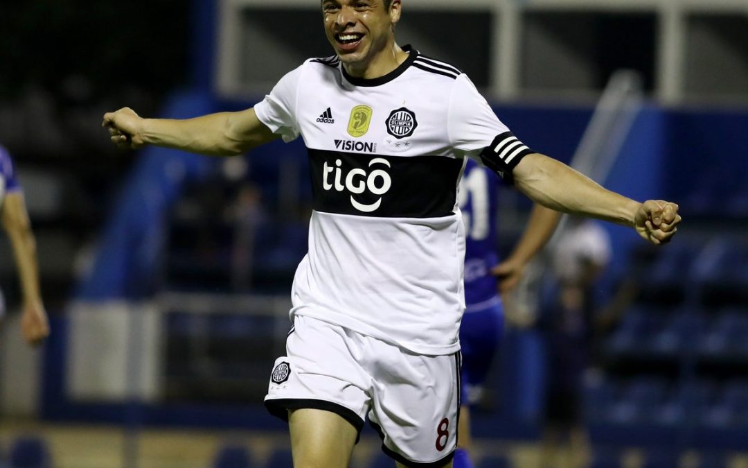Rodrigo Rojas dejó de ser jugador de Olimpia