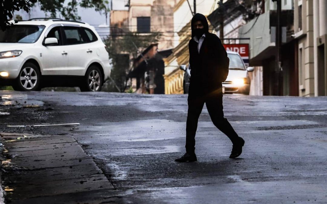 Meteorología anuncia jornada fría con vientos del sur