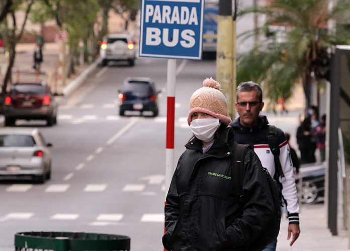 Frente frío persistirá durante la jornada con escasa nubosidad, anuncia Meteorología