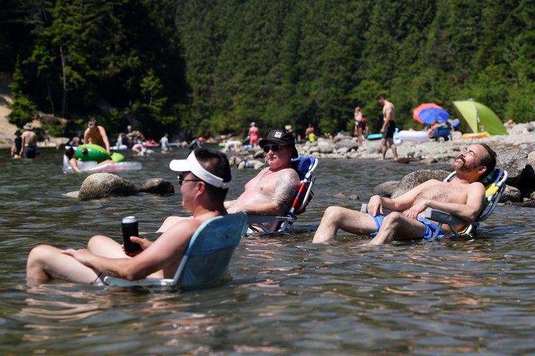 Ola histórica de calor sofoca al noroeste de Estados Unidos y Canadá