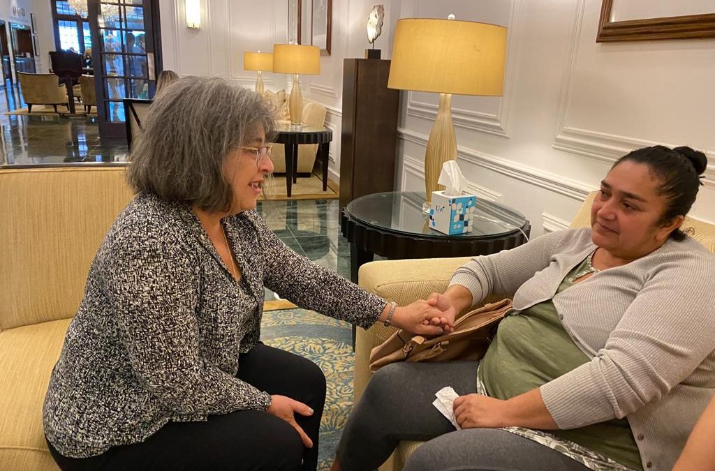 Alcaldesa de Miami se solidariza con familia de Leidy Luna