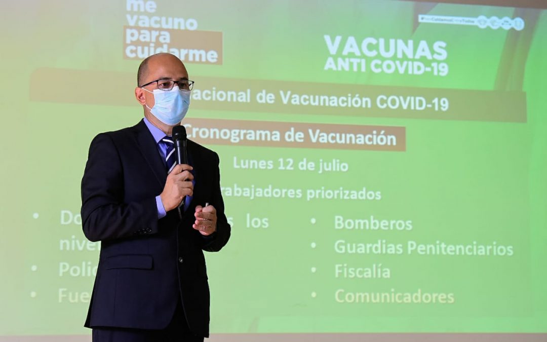 Este lunes arranca vacunación a trabajadores esenciales
