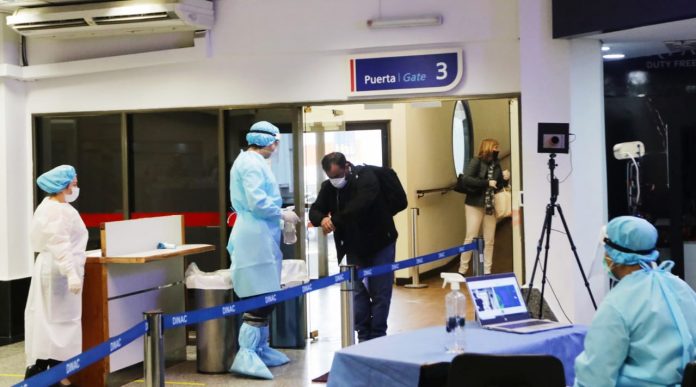 A partir de hoy rigen nuevas medidas sanitarias de ingreso al país