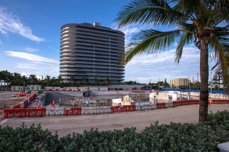 Miami: ofrecen USD 120 millones por el terreno del edificio derrumbado