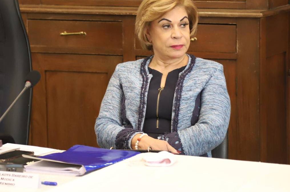 Confirman fallecimiento de la ministra de la Corte, Gladys Bareiro