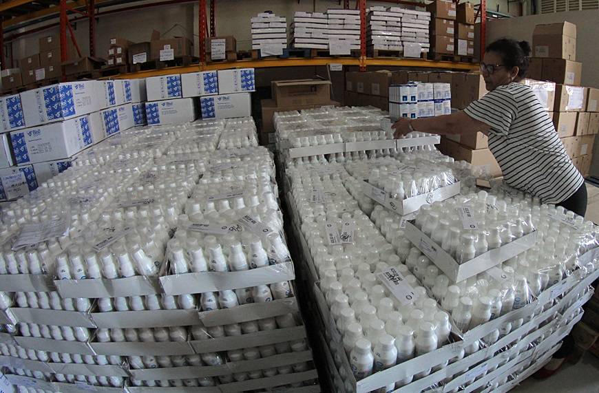 Borba afirma que pese a la pandemia, se aumentó el pago a proveedores de medicamentos