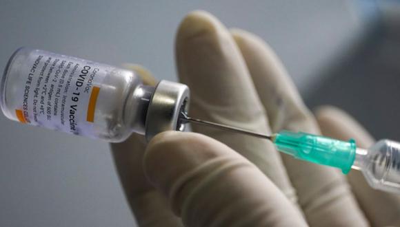 Pacientes inmunodeficientes recibirán tercera dosis en Ecuador