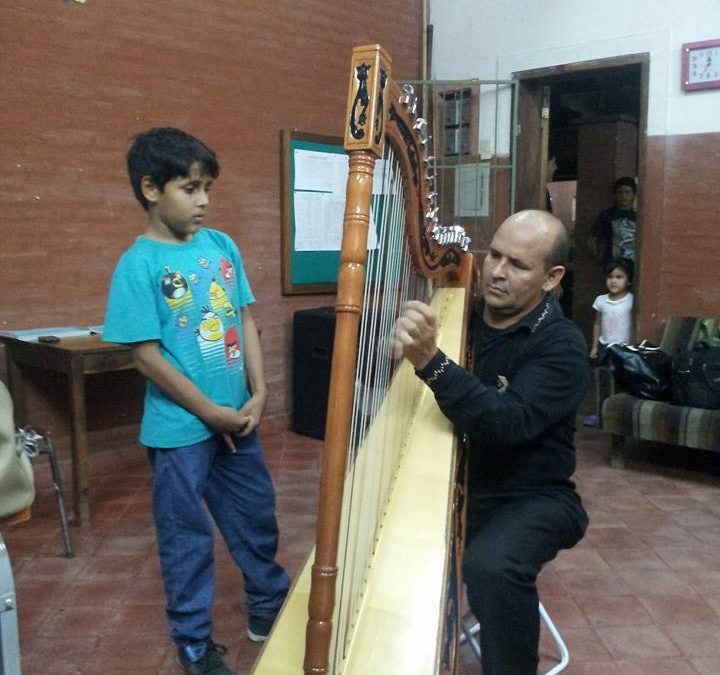 “El guaraní es un instrumento que une a los paraguayos”