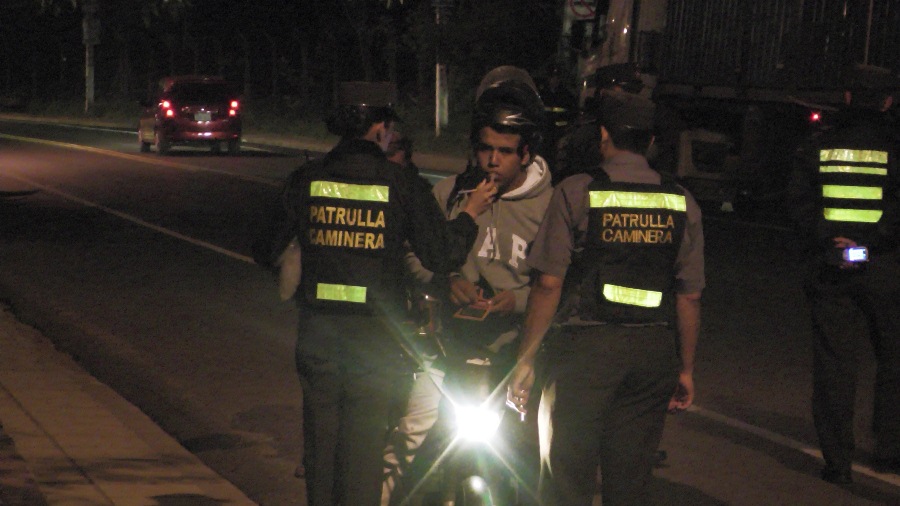 Cámara de Diputados rechaza eliminar alcotest en rutas