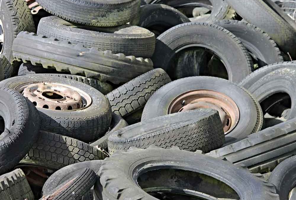 Imputan a dueño de recicladora de neumáticos por delitos ambientales