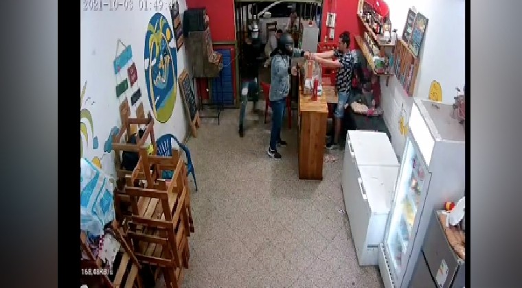 Violento asalto en bodega: detienen a presuntos implicados