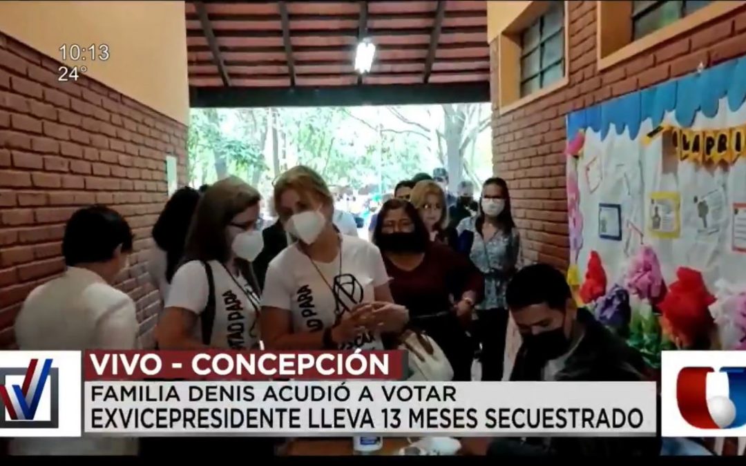 “Vamos a seguir suplicando”, dijo hija de Óscar Denis tras sufragar