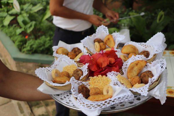 Turismo, gastronomía, hoteleros y eventos: extienden reducción del IVA hasta fin de año