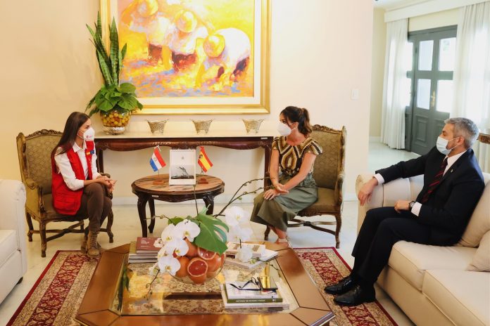 Visita de Letizia refuerza alianza entre Paraguay y España
