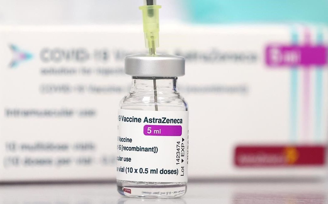 Salud aprueba uso de AstraZeneca para mayores de 18 años