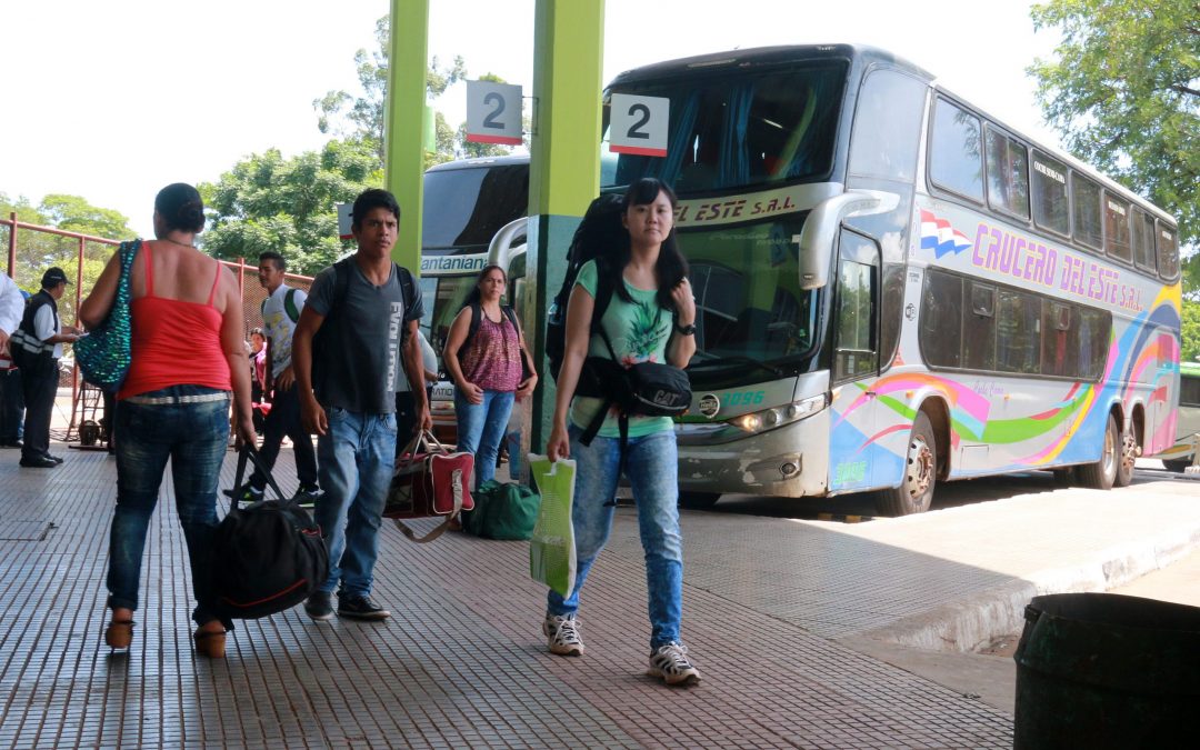 Anuncian que viajes en bus a Argentina no se reanudarán el 15 de noviembre