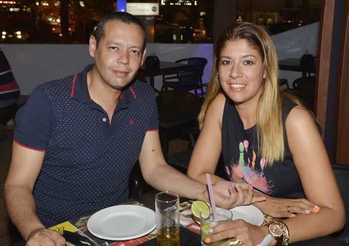 Expolicía y su esposa condenados por enriquecimiento ilícito y lavado de dinero