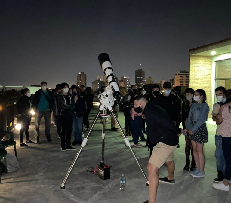 Eclipse parcial lunar: invitan a ver el fenómeno más largo del siglo