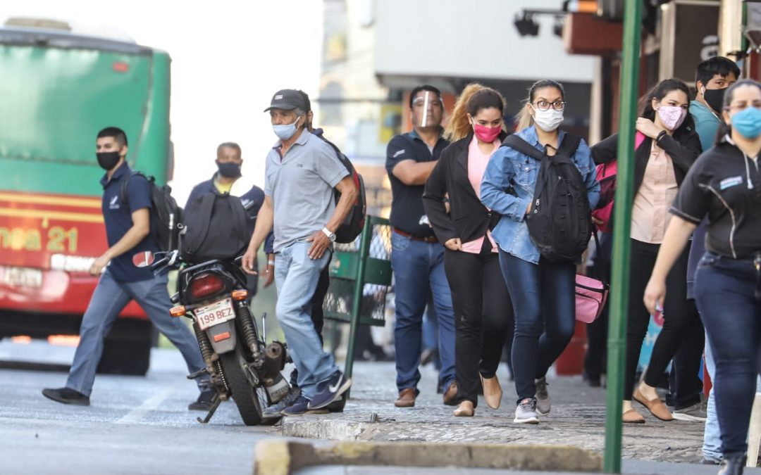 Vigilancia de la Salud afirma que repunte de casos puede menguar con vacunación masiva