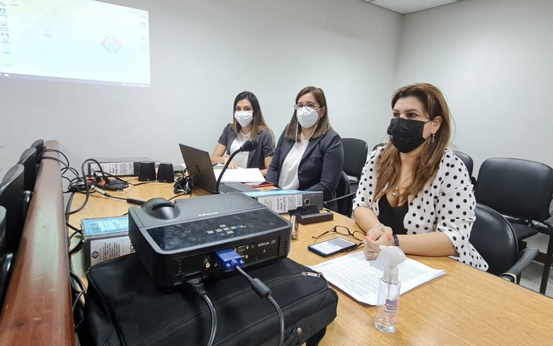 Condenan a dos hombres que explotaban sexualmente a paraguaya en China
