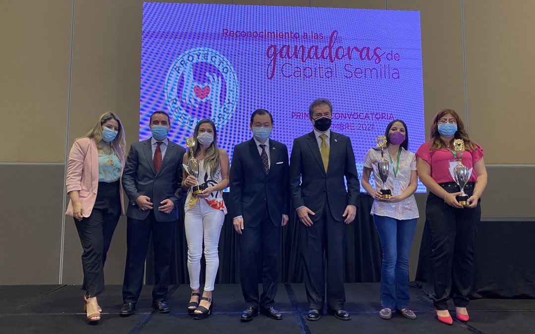 ReeMujer entregó capital semilla a 80 emprendedoras