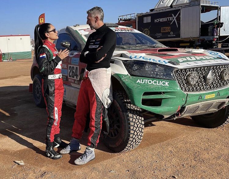 Dakar 2022: Stand by para Andrea Lafarja en la etapa 9