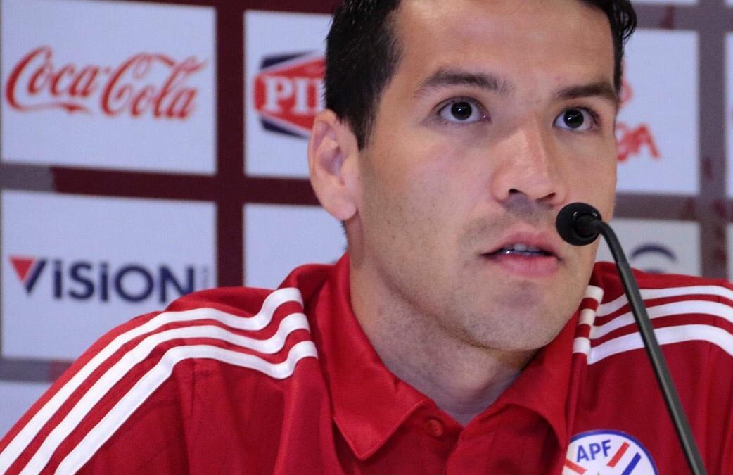 Eliminatorias: Celso Ortiz es baja en la Selección Paraguaya
