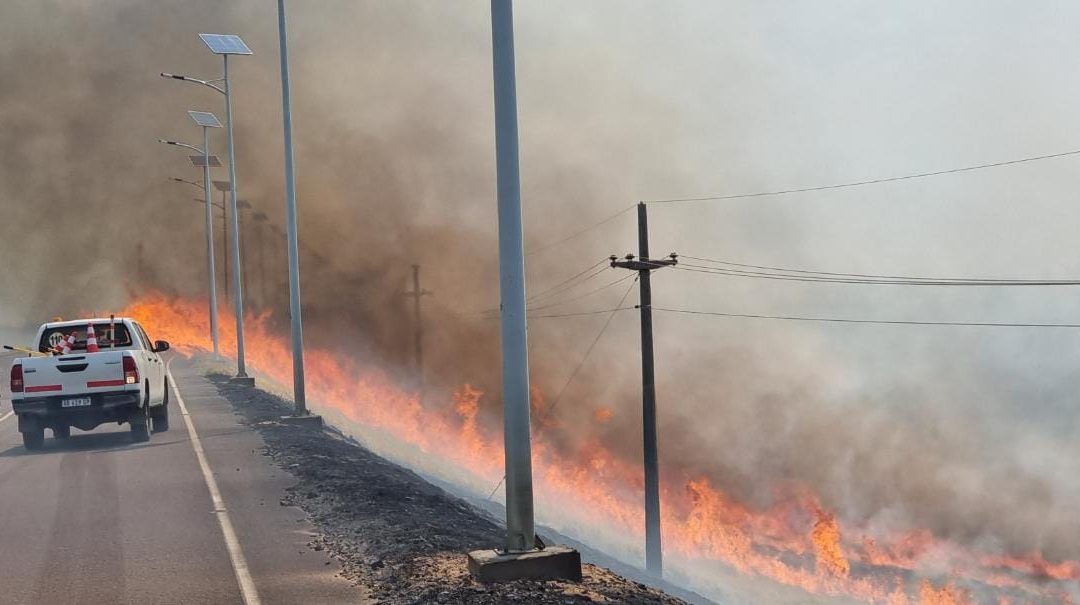 Reportan incendio en zona de la hidroeléctrica de Yacyretá