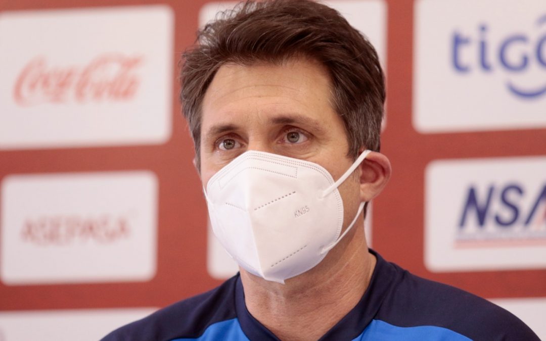 Barros Schelotto: “Lo importante es la actitud para imponer nuestro juego ante Uruguay”