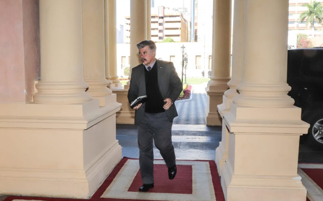 Números demuestran pésima gestión de Giuzzio como ministro del Interior