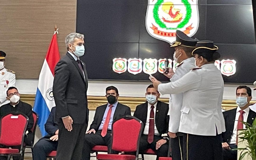Gilberto Fleitas asume como nuevo comandante de la Policía Nacional
