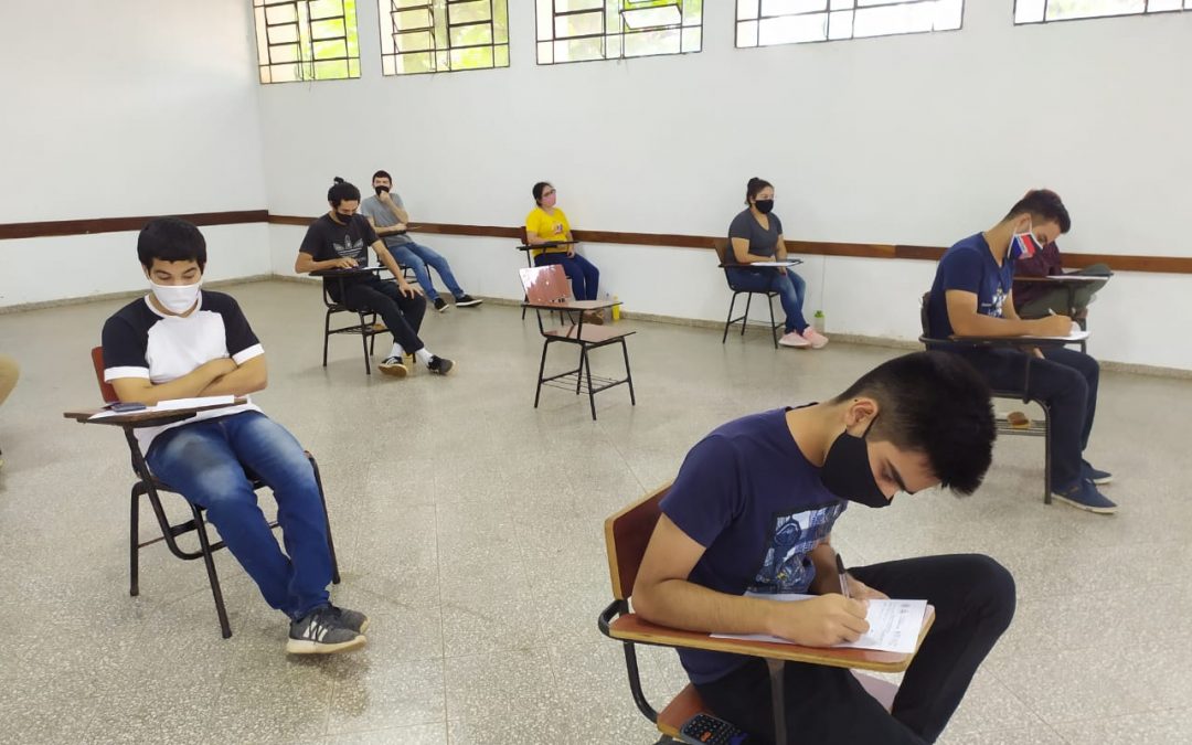 Hasta este viernes hay tiempo de postularse a becas universitarias de Itaipú